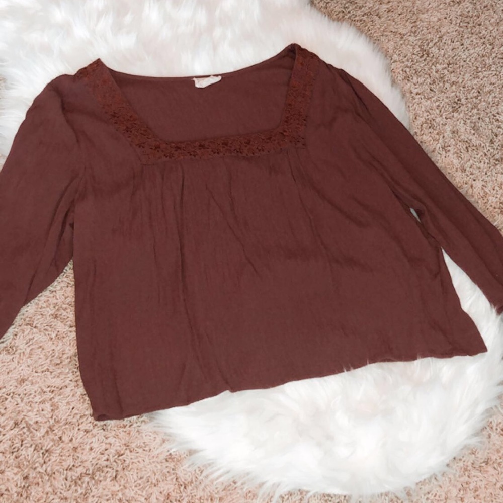 Maroon Half Sleeved Crop Top